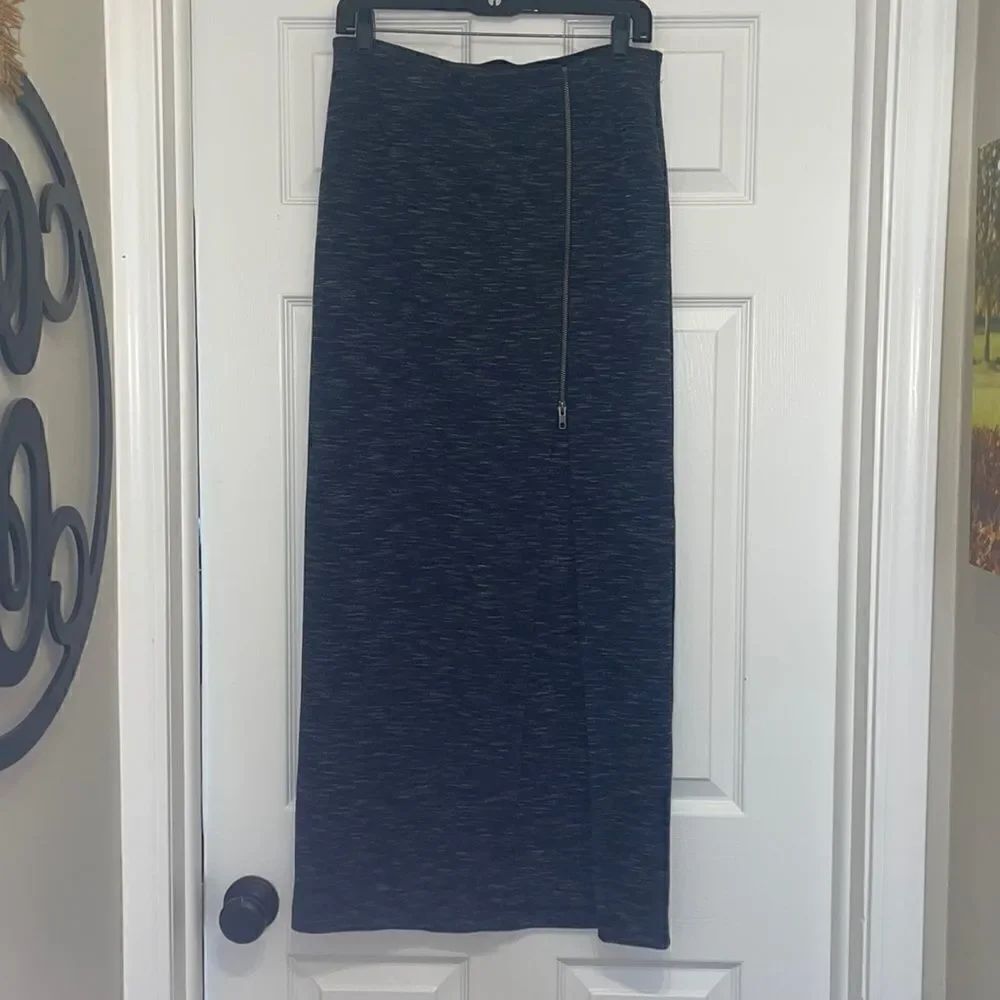 Free People Navy & White Space Dye Long Pencil Skirt with zippered slit